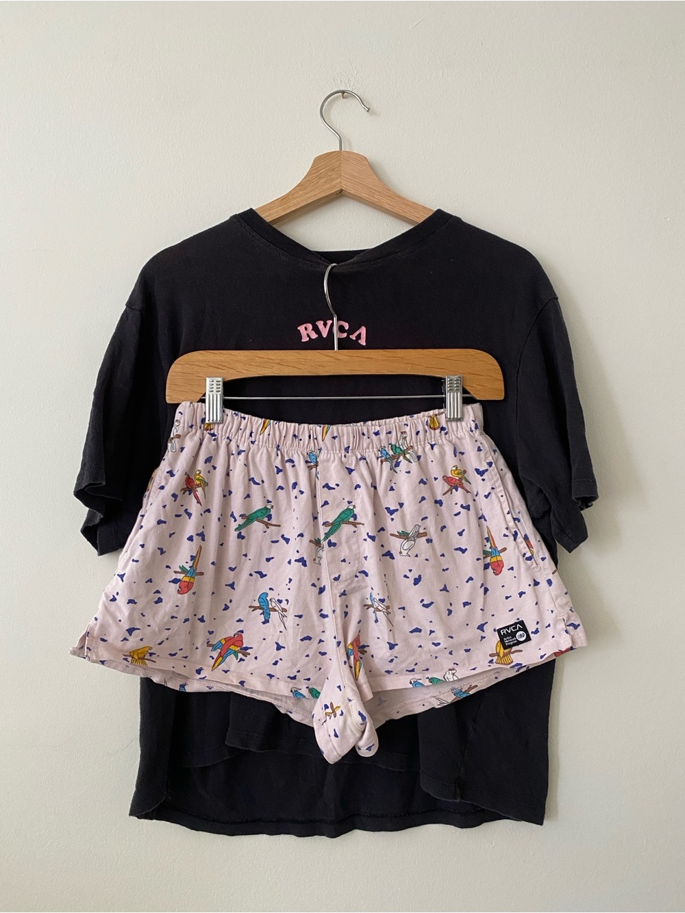 RVCA Lounge Set | ANP Artist Series 🦜